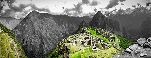 Holiday Buzzcity www.holidaybuzzcity.com - World travel blog family holiday vacation website - Wonder of the world Machu Picchu- The majestic ruins of the astounding Lost Cities of the Incas